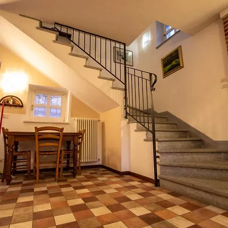 Valdispinso Farm stay Santa Vittoria d'Alba